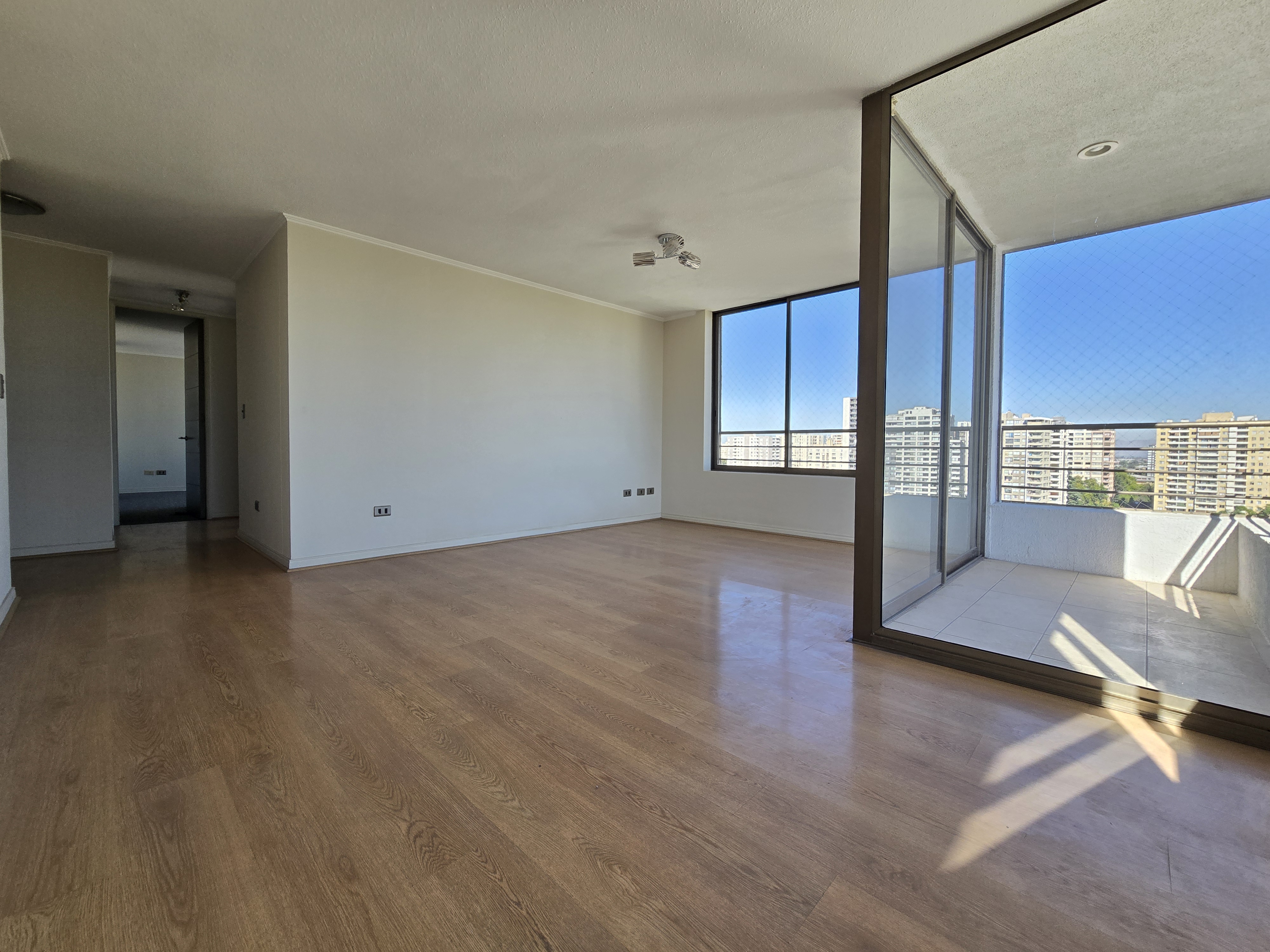 Imagen de Departamento Remodelado 3D 2B con Vista Despejada – San Miguel