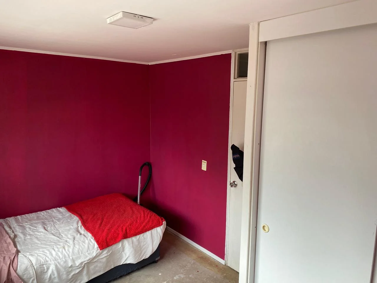 Imagen de Casa en venta Maipú excelente sector: 3 dormitorios, 2 baños, estacionamiento y patio.