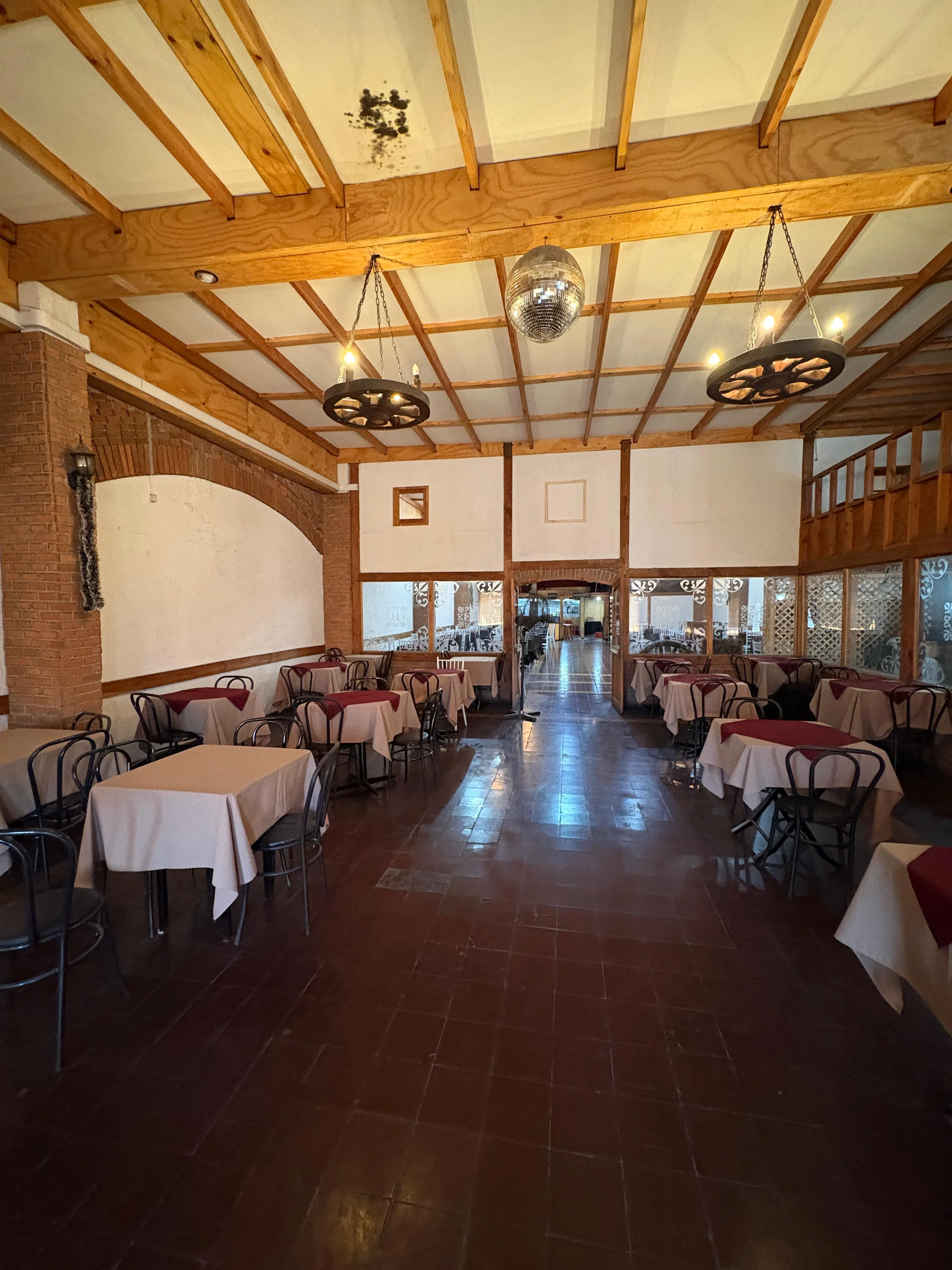 Arriendo local comercial con patente para alcoholes en San Miguel