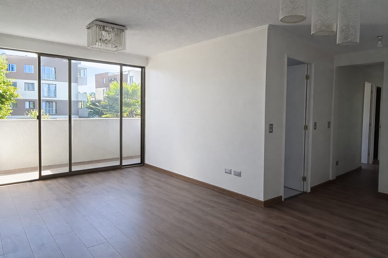 Imagen de VENTA DE DEPARTAMENTO DE 3D-2B, ESTACIONAMIENTO Y BODEGA. LA FLORIDA 